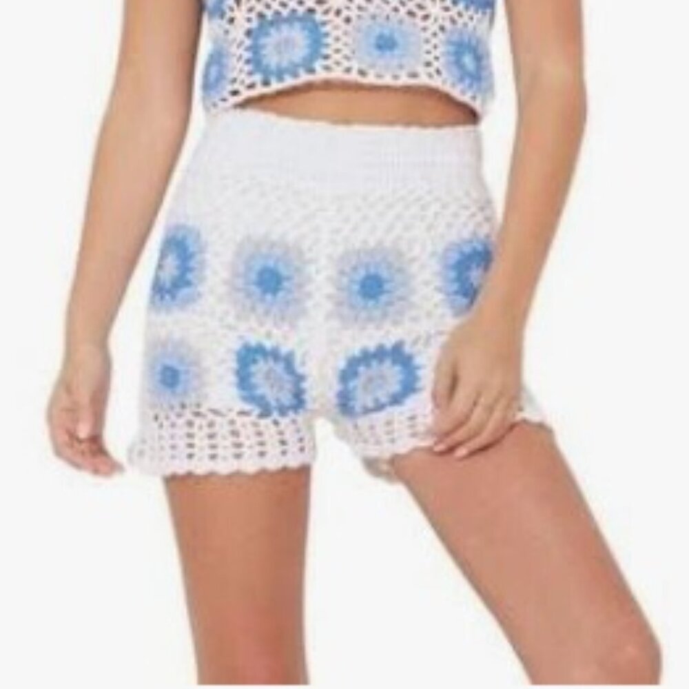 Ocean Drive White and Blue Crochet Shorts small